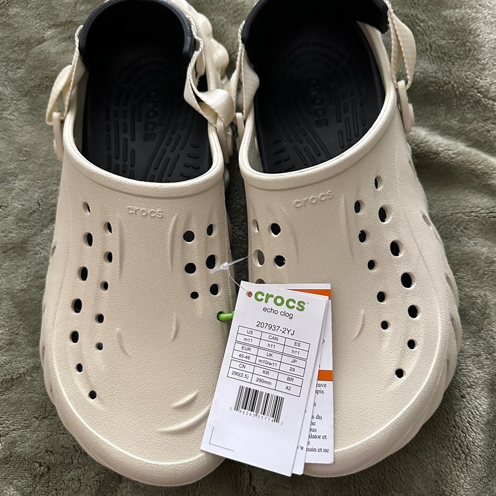 CROCS Cream Clogs